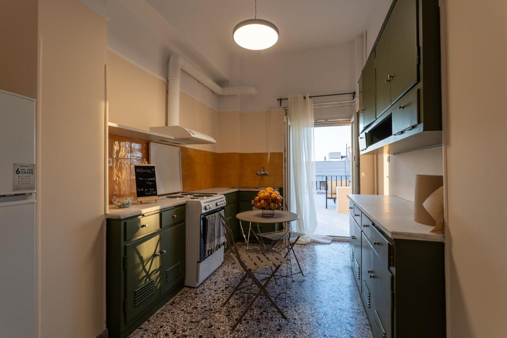 Central Mytilene City-View Apartment For 7 Luaran gambar