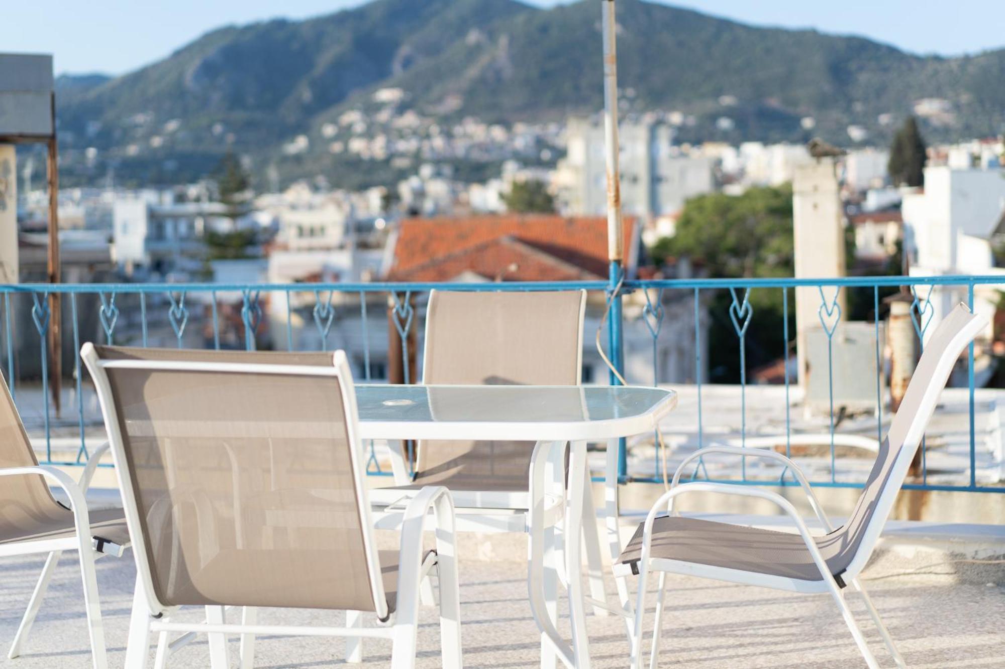 Central Mytilene City-View Apartment For 7 Luaran gambar