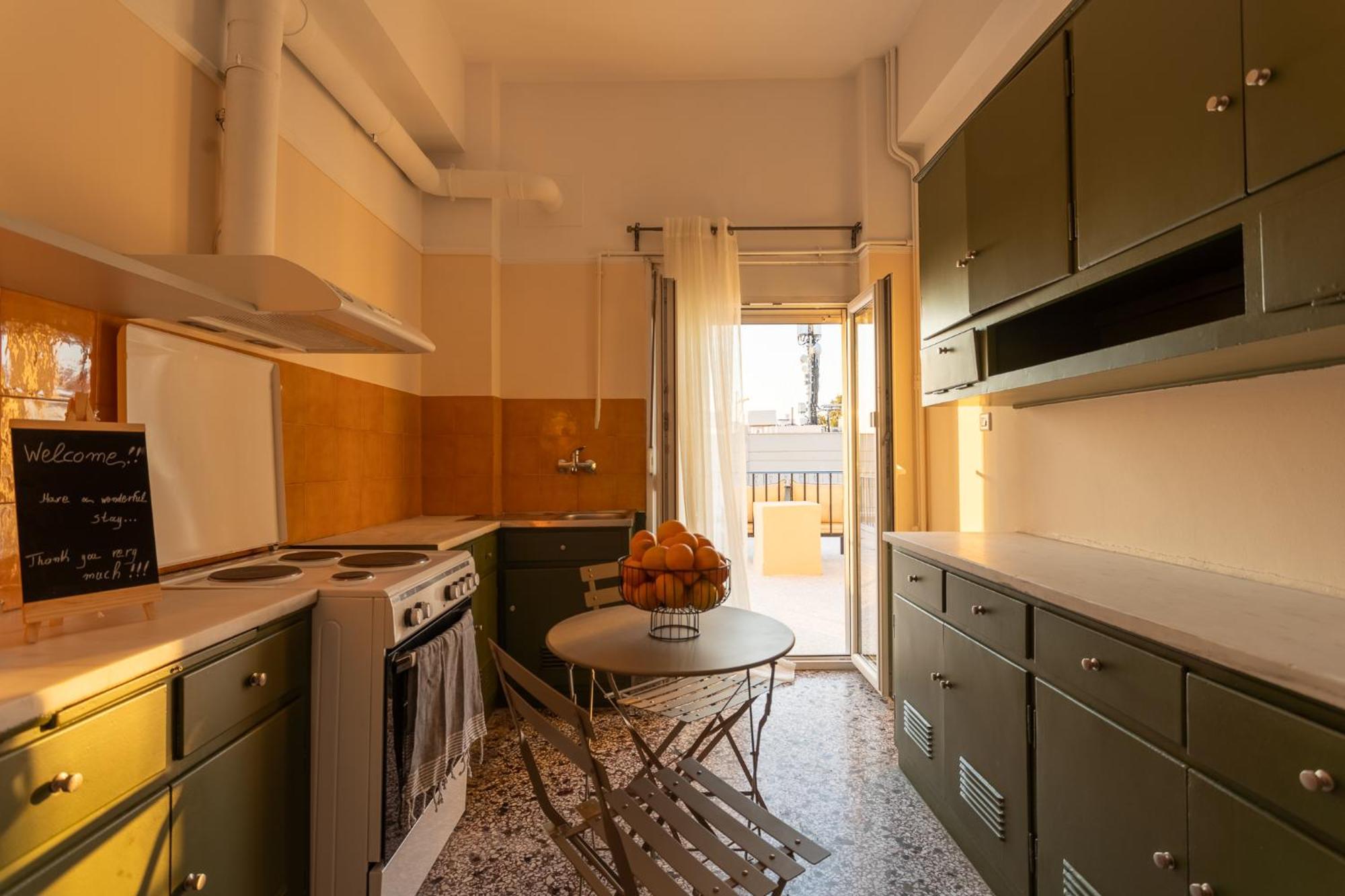 Central Mytilene City-View Apartment For 7 Luaran gambar